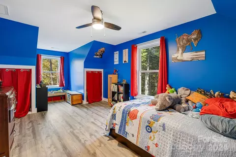 566 Never Blue Rd, Flat Rock, NC 28731 photo 28