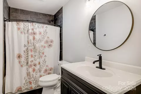 566 Never Blue Rd, Flat Rock, NC 28731 photo 35