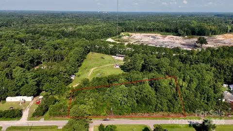 1212 William Ln, Florence, SC 29501