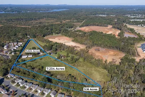 15207 Shopton W Rd W, Charlotte, NC 28278