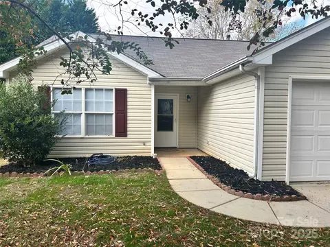 Exterior - 841 Settlement Dr, Clover, SC 29710 photo 1 of 7