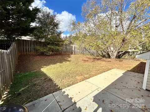 Exterior - 841 Settlement Dr, Clover, SC 29710 photo 6 of 7