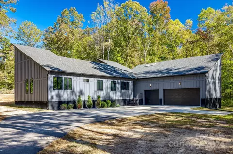 1302 Saint Paul Church Rd, Clover, SC 29710