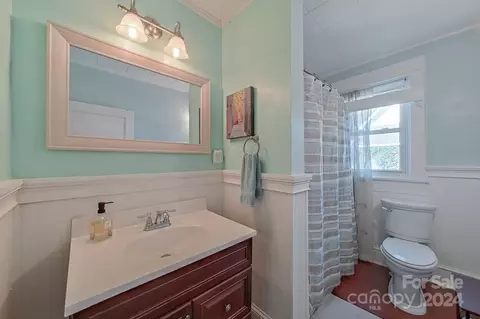 Bath - 403 7th St, Spencer, NC 28159 photo 1 of 2