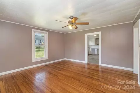 127 E Branch Ave, Shelby, NC 28152 photo 5