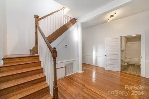 127 E Branch Ave, Shelby, NC 28152 photo 2