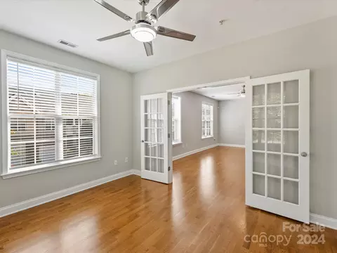 8669 Edinburgh Square Dr, Cornelius, NC 28031 photo 5