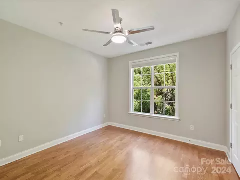 8669 Edinburgh Square Dr, Cornelius, NC 28031 photo 17