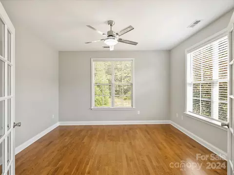 8669 Edinburgh Square Dr, Cornelius, NC 28031 photo 6