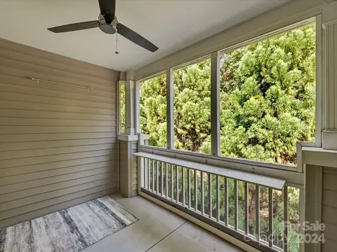 8669 Edinburgh Square Dr, Cornelius, NC 28031 photo 9