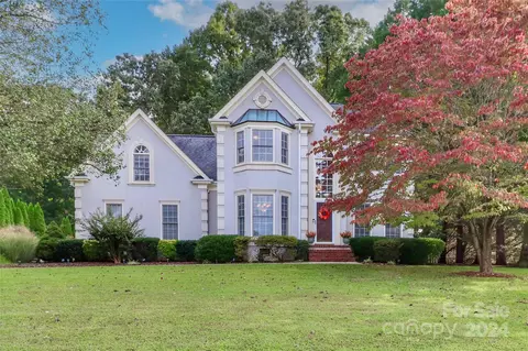 623 Highland Ridge Rd, Mooresville, NC 28115