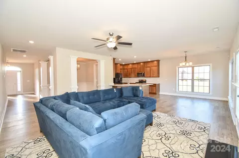 Living - 3318 Sincerity 7 Rd #7, Monroe, NC 28110 photo 2 of 3