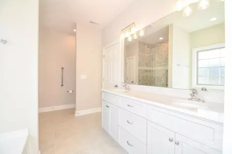 Bath - 3318 Sincerity 7 Rd #7, Monroe, NC 28110 photo 1 of 4
