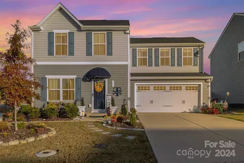 103 Harborough Ave, Troutman, NC 28166