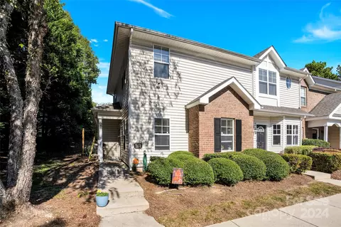 12203 Savannah Garden Dr, Charlotte, NC 28273