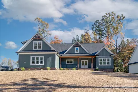 Exterior - 5021 Oconee Dr, Stanley, NC 28164 photo 2 of 5