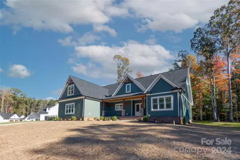 Exterior - 5021 Oconee Dr, Stanley, NC 28164 photo 4 of 5