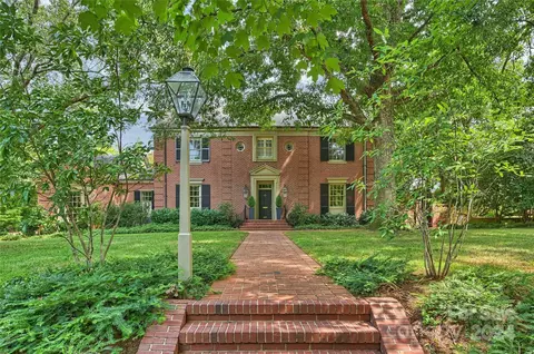 631 Colville Rd, Charlotte, NC 28207