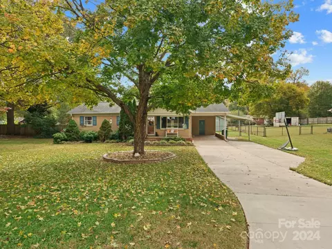 123 Midwood Ln, Belmont, NC 28012