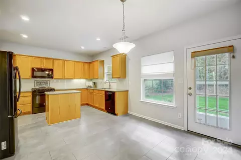 6005 Pine Cone Ln, Monroe, NC 28110 photo 8