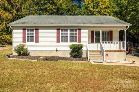 913 Aggie Ave, Kannapolis, NC 28083