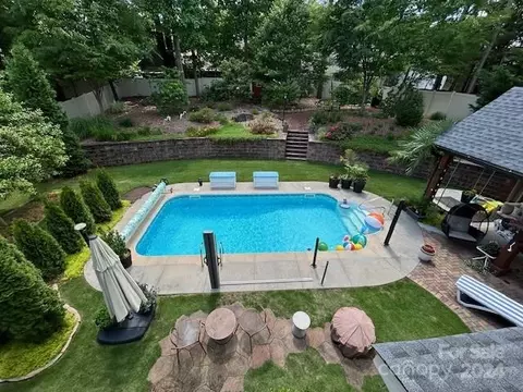 131 Wellshire St, Mooresville, NC 28115