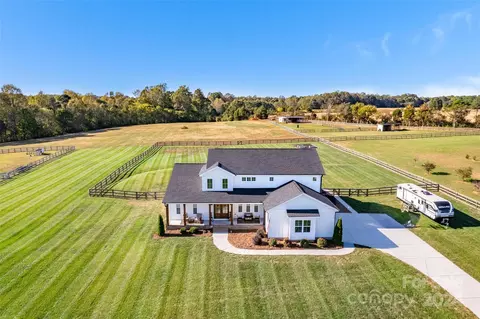 960 Belk Rd, Mount Ulla, NC 28125