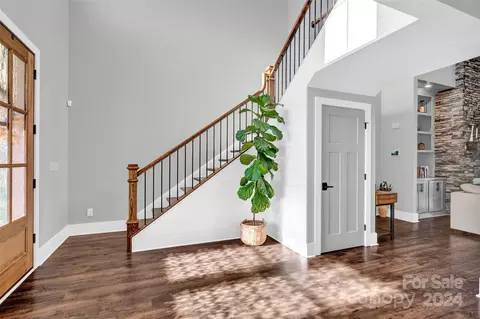 Entry Way - 960 Belk Rd, Mount Ulla, NC 28125 photo 3 of 7