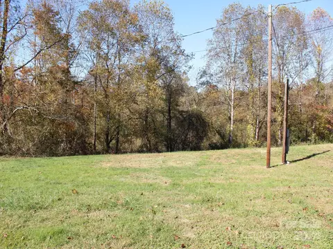 105115 Old Farm B Cir #B, Hendersonville, NC 28792