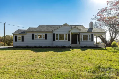 4033 Swaims Church Rd, Hamptonville, NC 27020