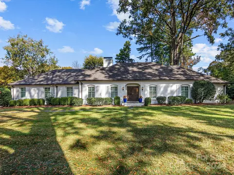 4233 Columbine Cir, Charlotte, NC 28211