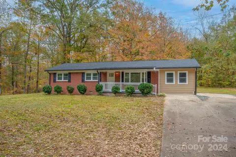 6527 Us 221a Hwy, Mooresboro, NC 28114