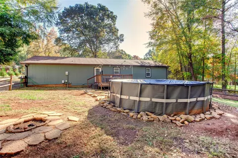 Exterior - 301 Spring Oak Dr, Salisbury, NC 28147 photo 3 of 4