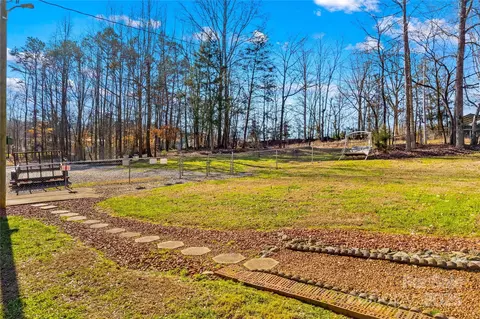 797 Chief Thomas Rd, Harmony, NC 28634 photo 32