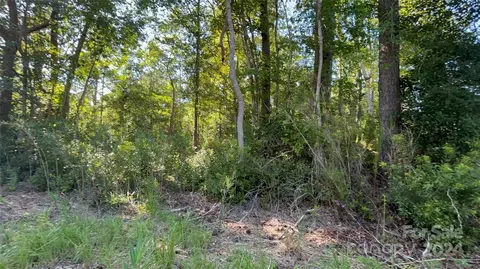 Manhollow Church Road, Hampstead, NC 28443