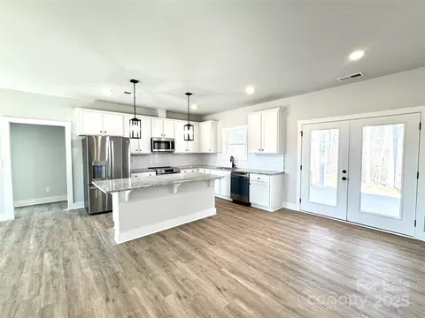 Kitchen - 723 E Memorial Hwy, Harmony, NC 28634 photo 2 of 2