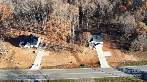Other - 723 E Memorial Hwy, Harmony, NC 28634 photo 2 of 2
