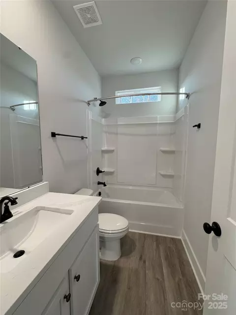 Bath - 723 E Memorial Hwy, Harmony, NC 28634 photo 4 of 4