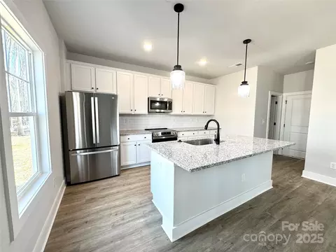 Kitchen - 737 E Memorial Hwy, Harmony, NC 28634 photo 2 of 2