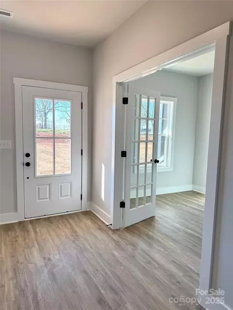 Entry Way - 737 E Memorial Hwy, Harmony, NC 28634 photo 1 of 1