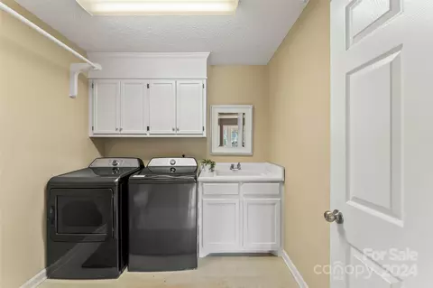2110 E Winds Ave, Morganton, NC 28655 photo 31