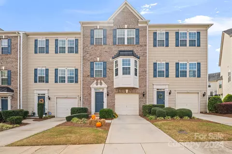6320 Short Line Ct, Charlotte, NC 28210