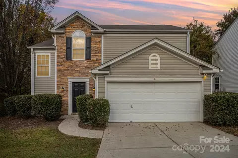 8708 Laurel Run Dr, Charlotte, NC 28269
