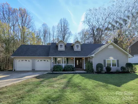 161 Antler Dr, Statesville, NC 28625