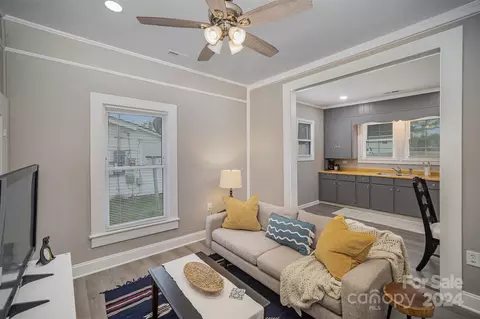 27 Kesler St, Salisbury, NC 28144