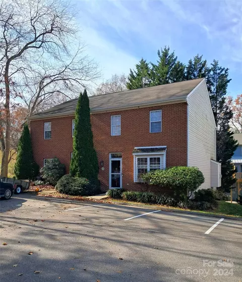 68 Park Terrace 7 Dr #7, Clyde, NC 28721