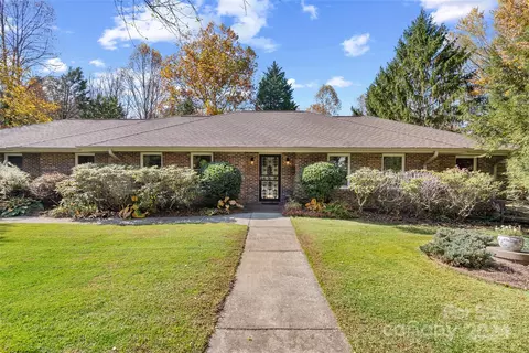 730 Woodland Rdg, Asheville, NC 28804