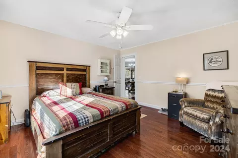 Bedroom - 12 Mcgee Ridge Rd, Fairview, NC 28730 photo 3 of 5