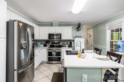 Kitchen - 12 Mcgee Ridge Rd, Fairview, NC 28730 photo 2 of 3