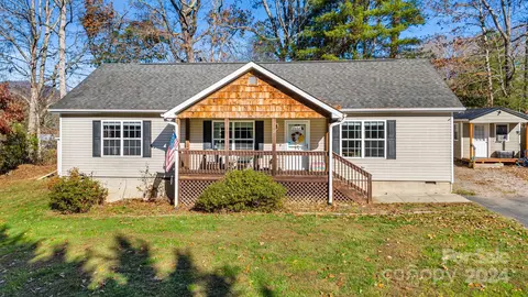 Exterior - 12 Mcgee Ridge Rd, Fairview, NC 28730 photo 2 of 5